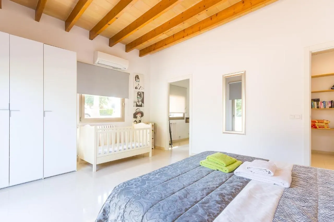 Son Perot Vila María de la Salud Espanha